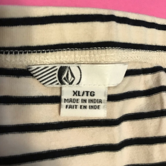 Volcom asymmetrical striped skirt. Black/cream - Picture 8 of 8